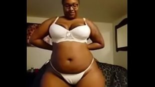 ebony mature porn clips