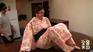 A seductive kimono-wearing lady in a explicit and kinky high-definition video by Kin8 Tengoku